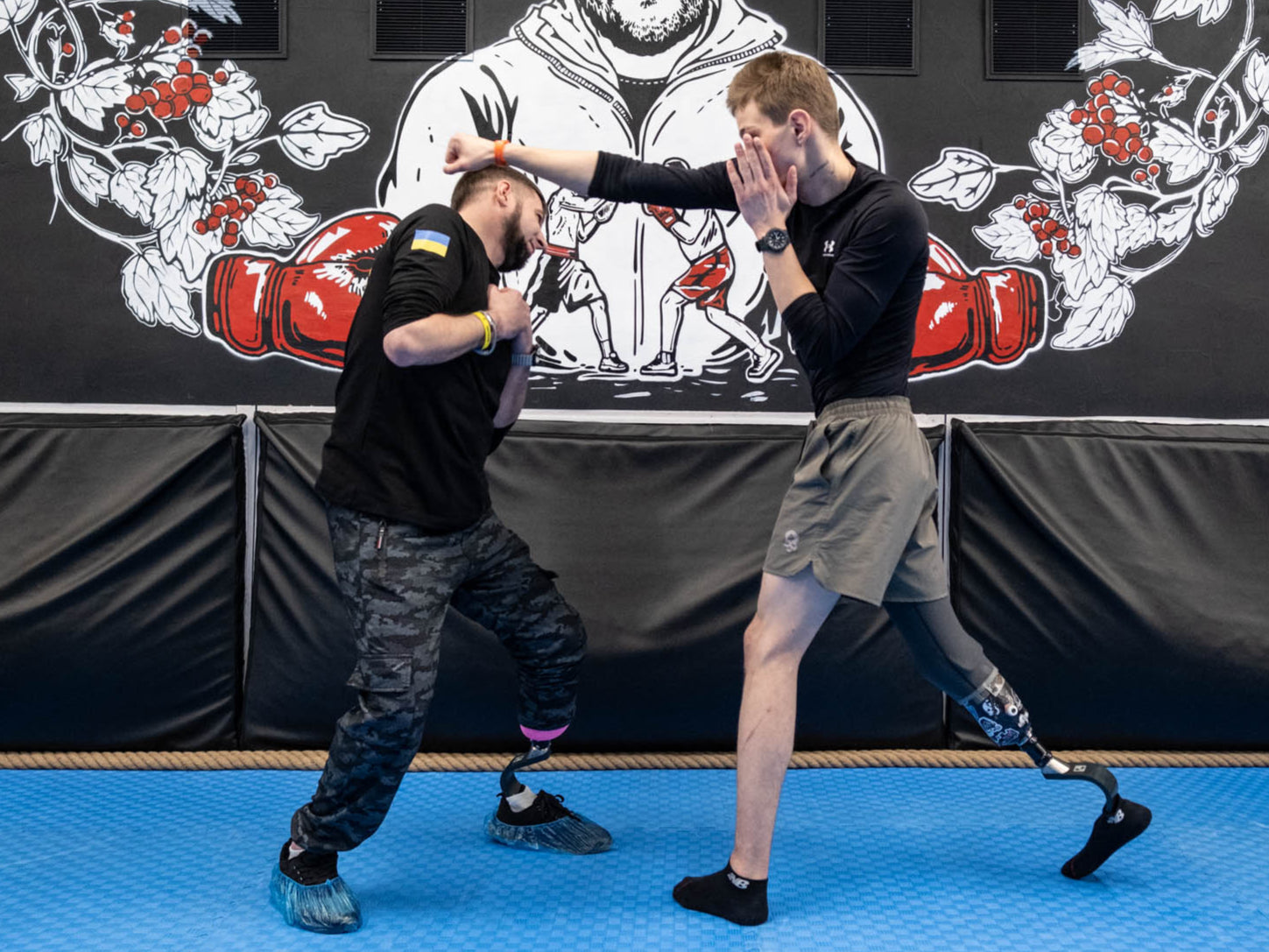 Boxing Training with Levitate: Testing Active and Running Feet in Motion