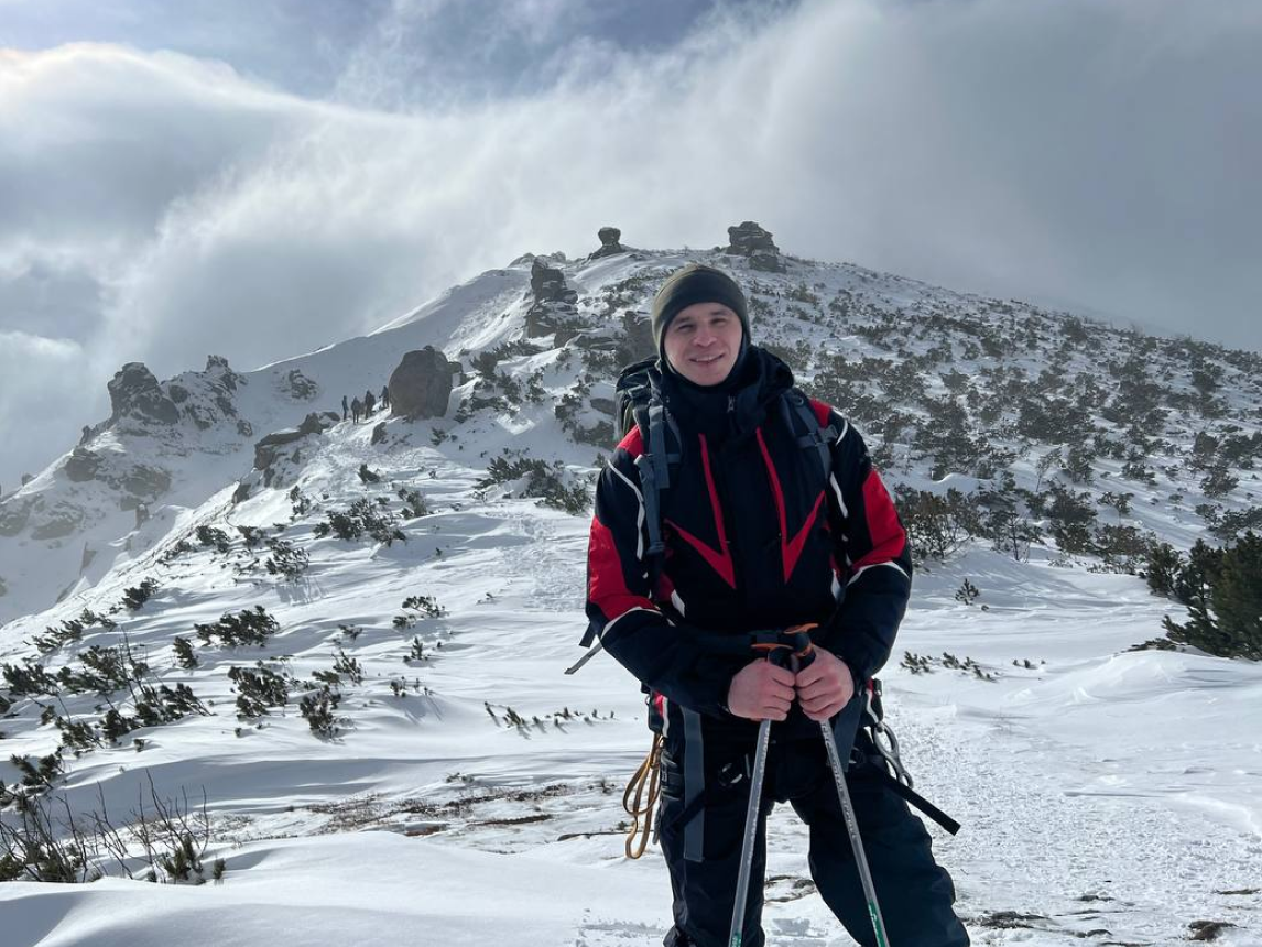 Step Into the Summit: Professional Mountaineering Training with Forever Foot